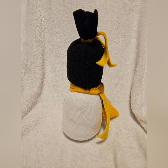 Handmade Harry Potter Hufflepuff snowman - Picture 2 of 2